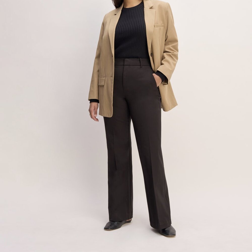 NWT Everlane Bi-Stretch Flare Pant in Black